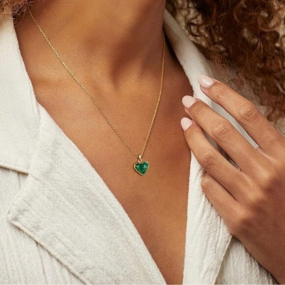 Gold 14k Gold Plated Malachite Heart Stone Necklace - Picture 3 of 4